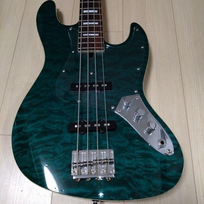 Bacchus WL-007 Quilted Maple 4-String Jazz Bass