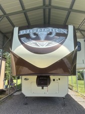 2017 Bighorn Fifth Wheel Camper