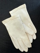 Vintage Women  s Ivory Fabric Wrist Length Gloves  Size 6.5