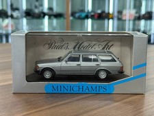 Mercedes-Benz W123 Break 230 TE Minichamps [1/43 Diecast – Silver]