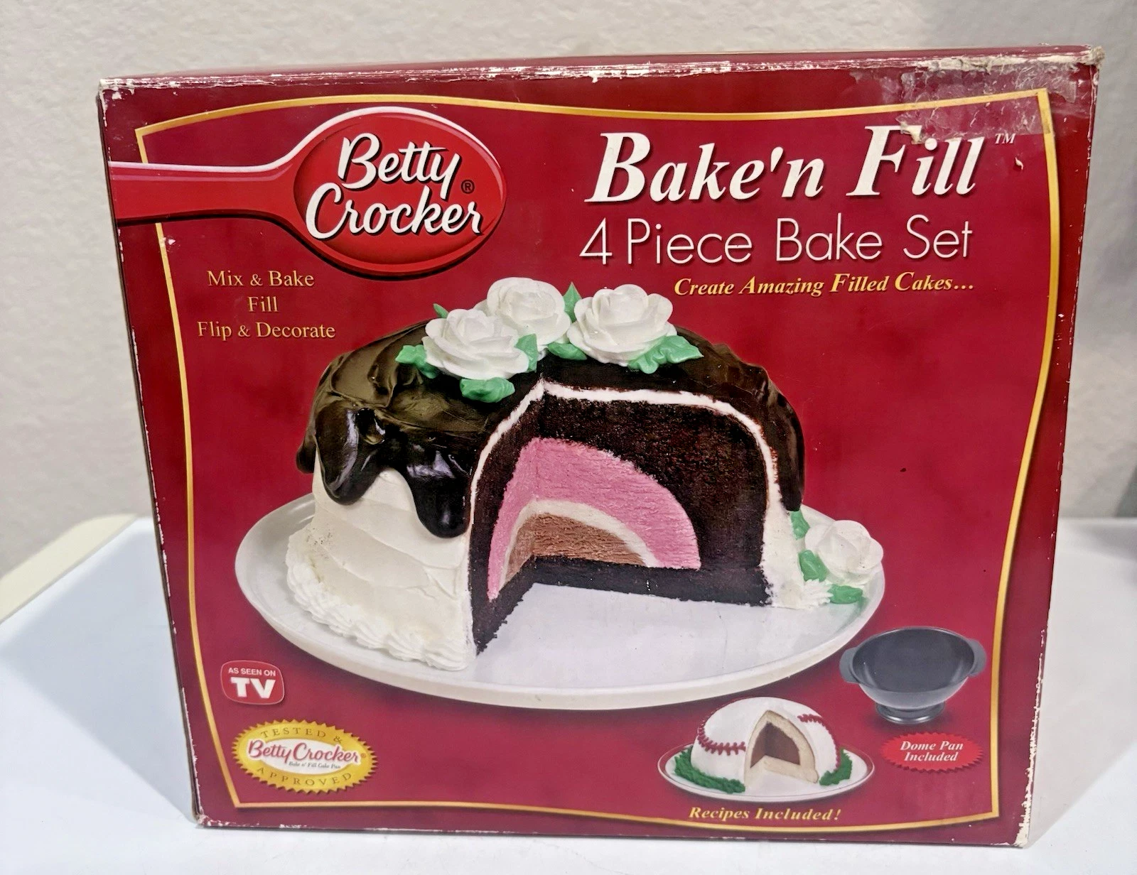 Betty Crocker Bake 'n Fill & Decorate Bake Pan 4 Piece Baking Set Seen on TV