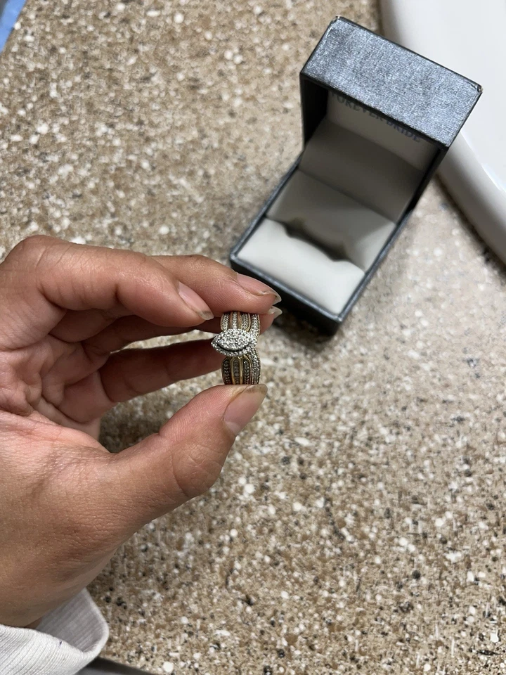 2 Piece Engagement Ring Set - Image 4 of 4