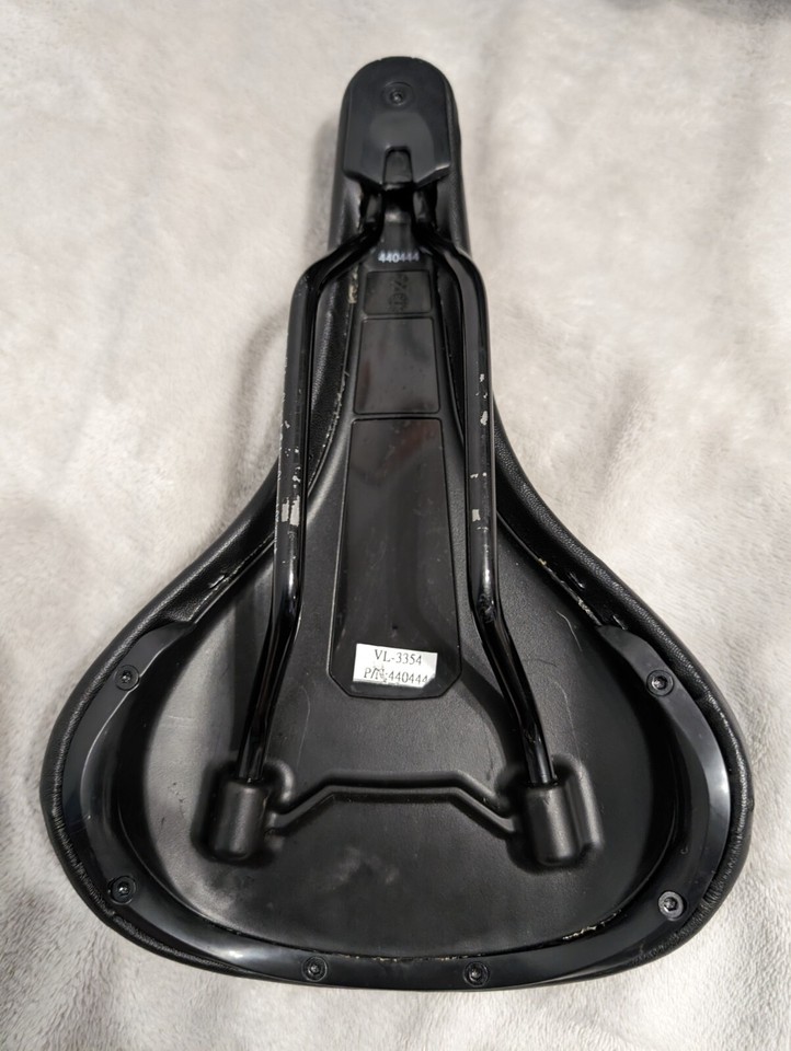 bontrager nebula saddle