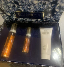 UNOPENED White Diamonds Elizabeth Taylor Set - 2 Spray Perfumed/1 Body Lotion