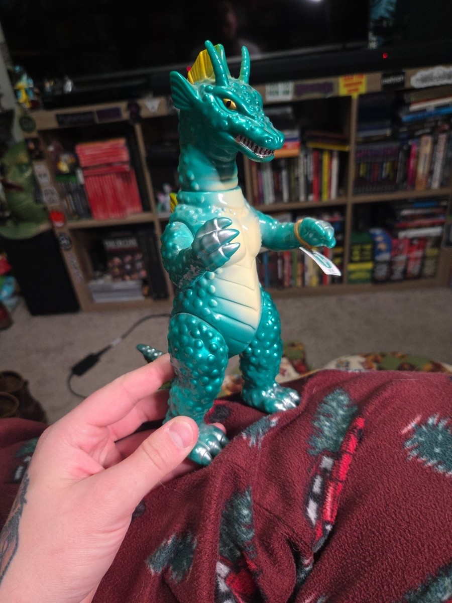 BULLMARK M1 9.5” TITANOSAURUS Godzilla Japan Sofubi Soft Vinyl M1