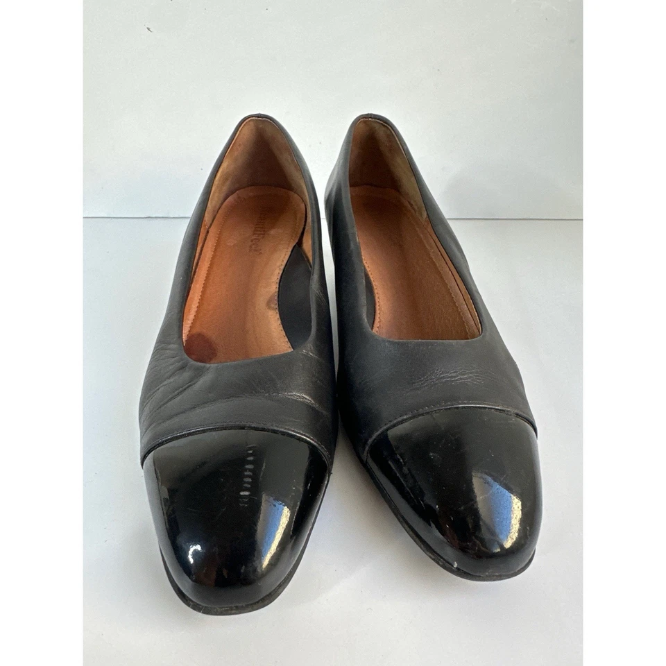 Beautifeel Round Patent Leather Toe Slip On Black Leather Pumps Size 10 - Image 4 of 4