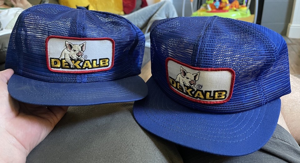 Casquette trucker vintage Roadway en velours côtelé avec logo