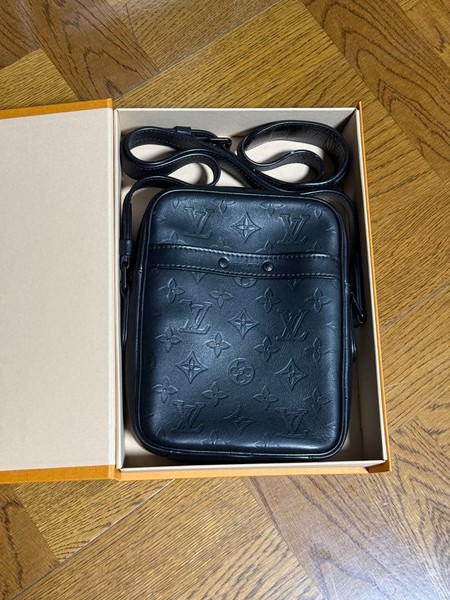 Louis Vuitton Danube Monogram Shadow Leather Crossbody Bag Black Luxury used
