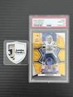 Tom Brady 2022 Panini Mosaic Gold Wave 03/17 #292 PSA 10