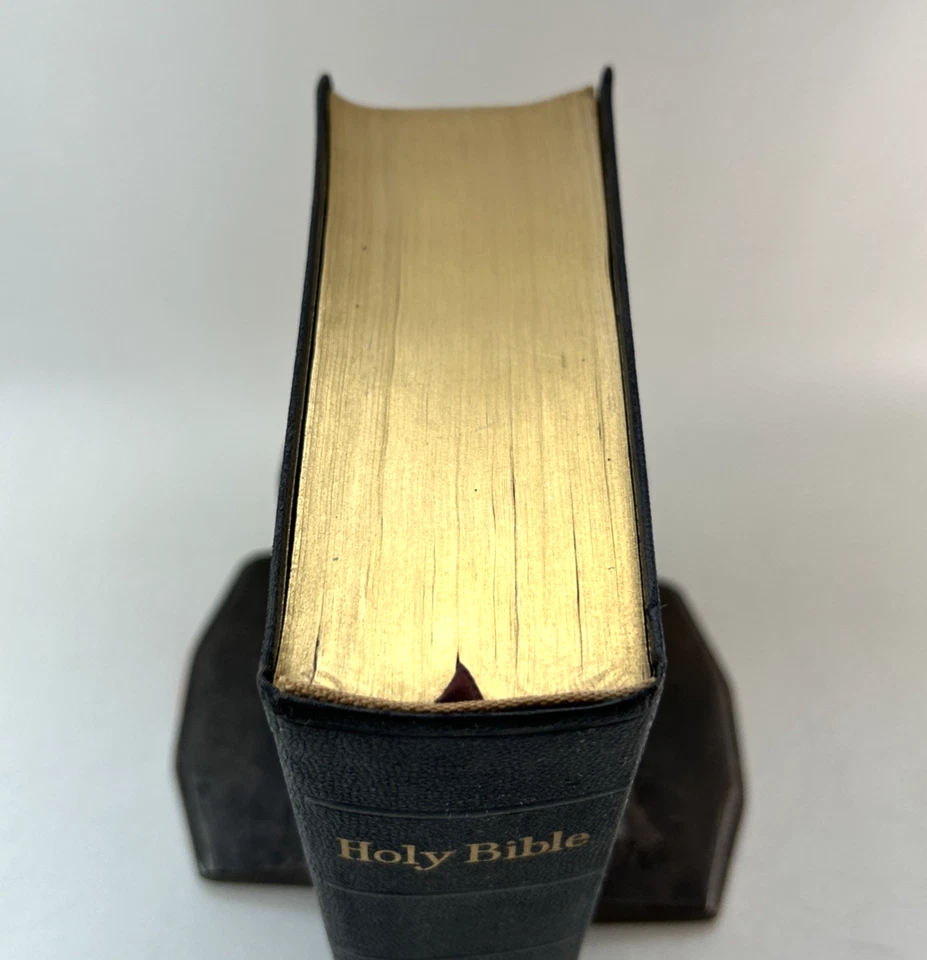 Holy Bible King James Version KJV Self Pronouncing John Winston 1940 Maps Gilded - Image 4 of 4