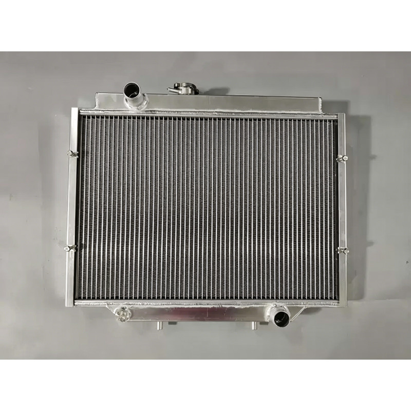 Performance Aluminum Radiator for Mitsubishi Delica 8V 16V