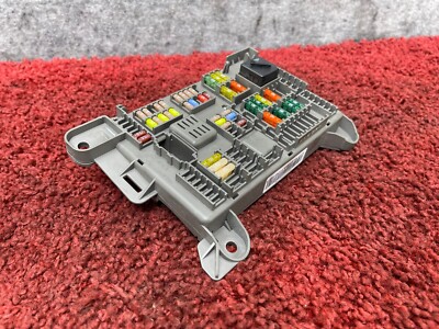 BMW 2007-2014 E70 E71 Rear Power Distribution Fuse Relay Box OEM 106K