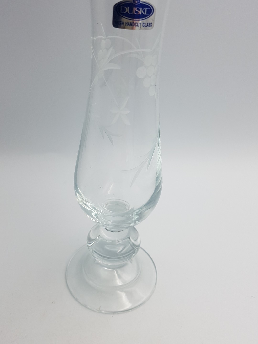 DUISKE IRISH HANDCUT CLEAR GLASS 26cm FOOTED ANNA VASE ETCHED FLORAL