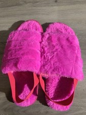 Womens Slippers NWOT Size 38-39 Or 6-7.  30 