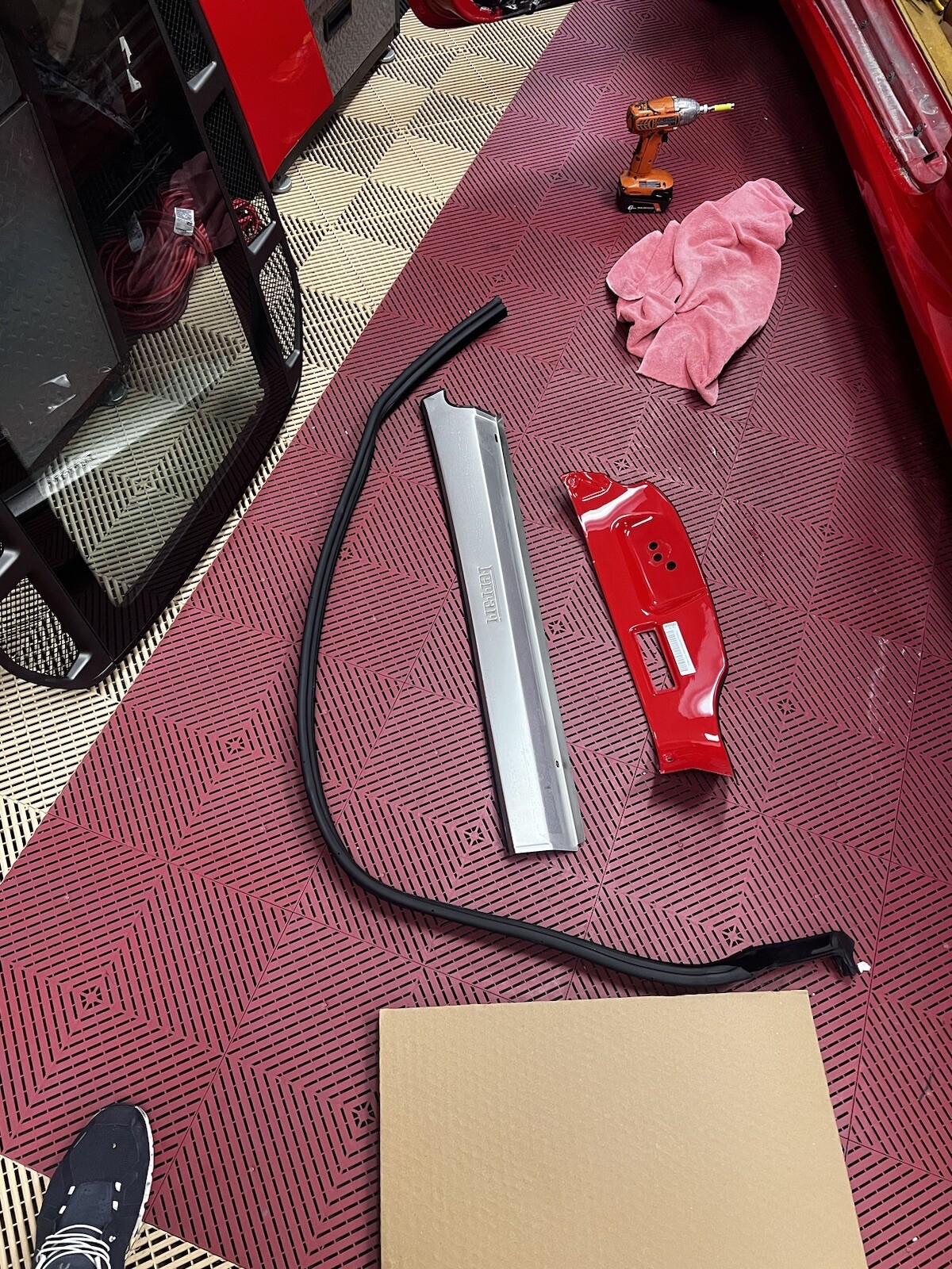 Ferrari 360,430 - LH Kick Plate / Sill Plate  P/N 68146600 + Its Moulding