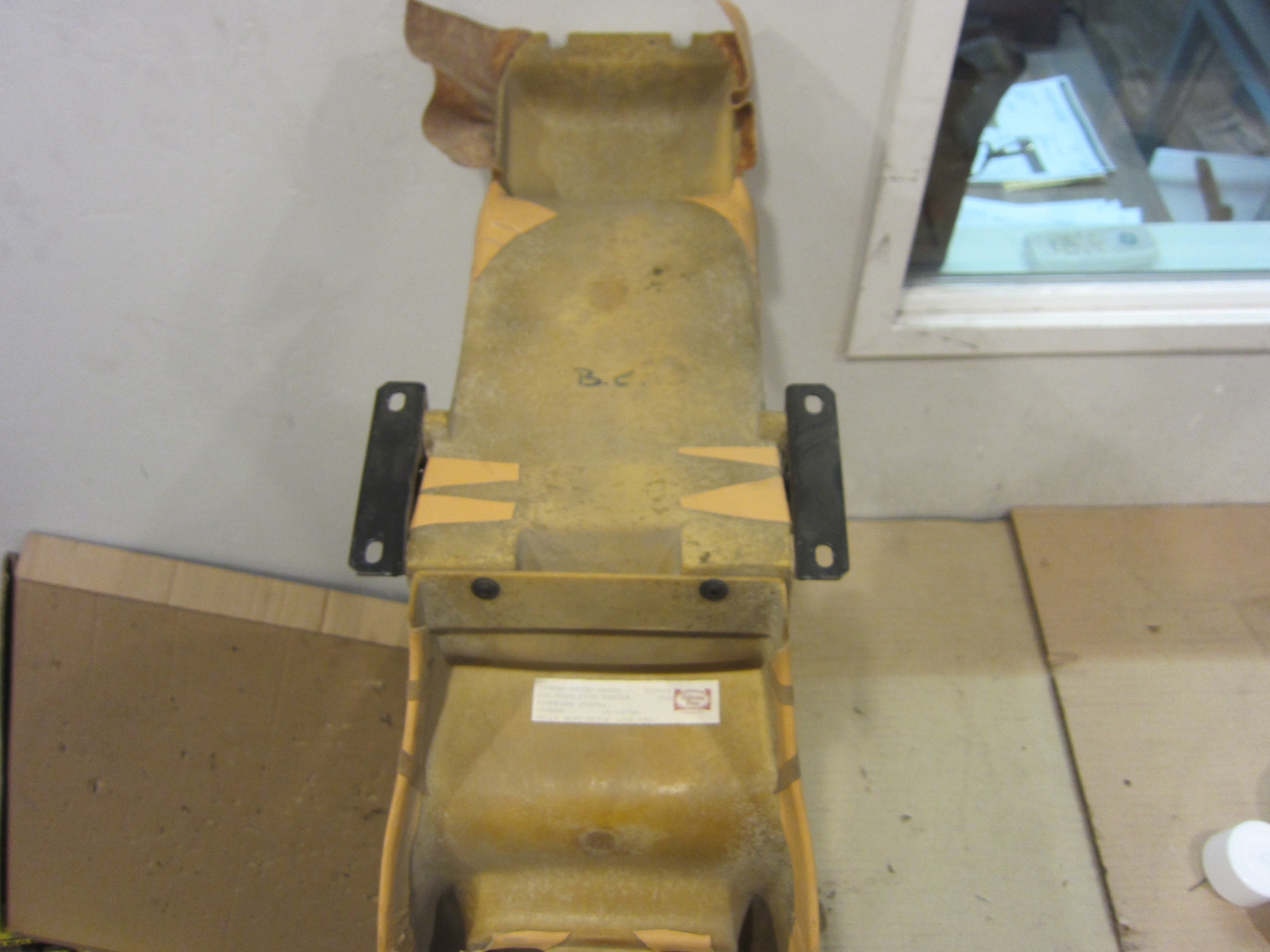 Ferrari 456 M-GT / GTA - Rear Center Console Complete - Beige - P/N 65413900
