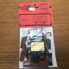 Parkside Dundas 4mm OO Gauge PC61 LNER 12 Ton Goods Van Kit Unbuilt