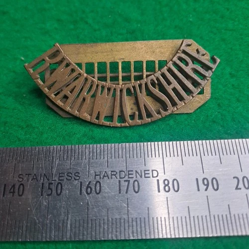 WW1 Royal Warwickshire Regiment Shoulder Title Badge Infantry