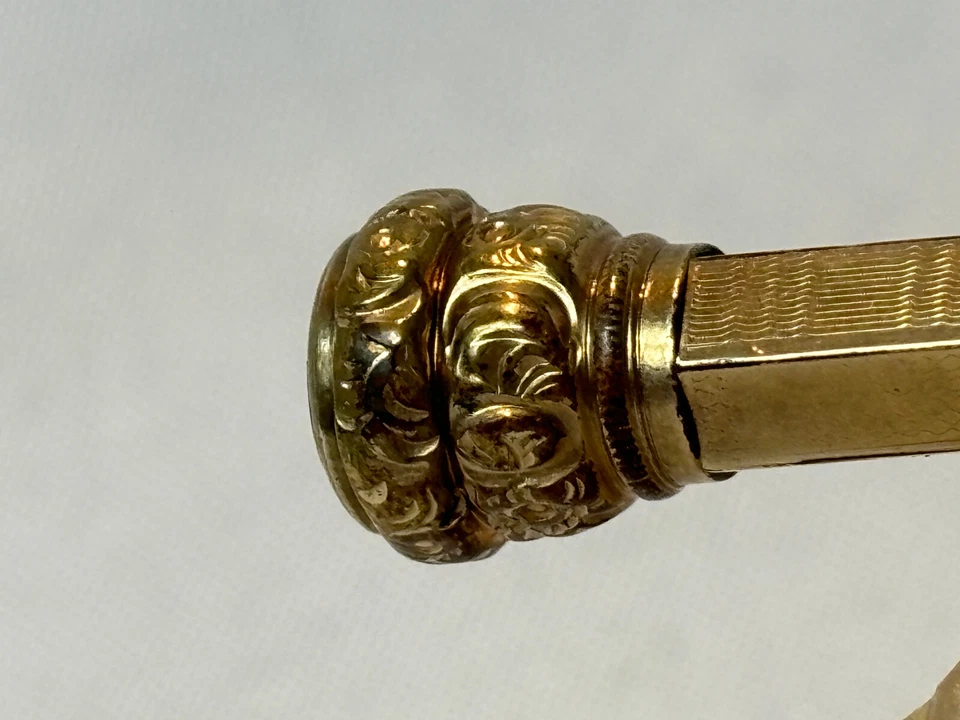 Lápiz mecánico y pluma de inmersión rellenos de oro de colección como una joya púrpura telescópica deslizante Foto 2 de 4