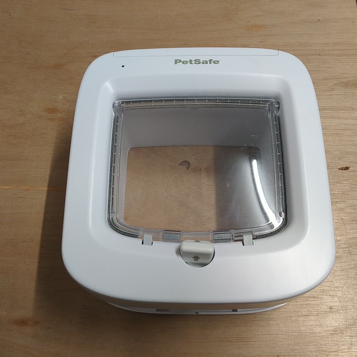 Petsafe Microchip Cat Flap - White 4-Way Locking Cat Door - READ DESCRIPTION
