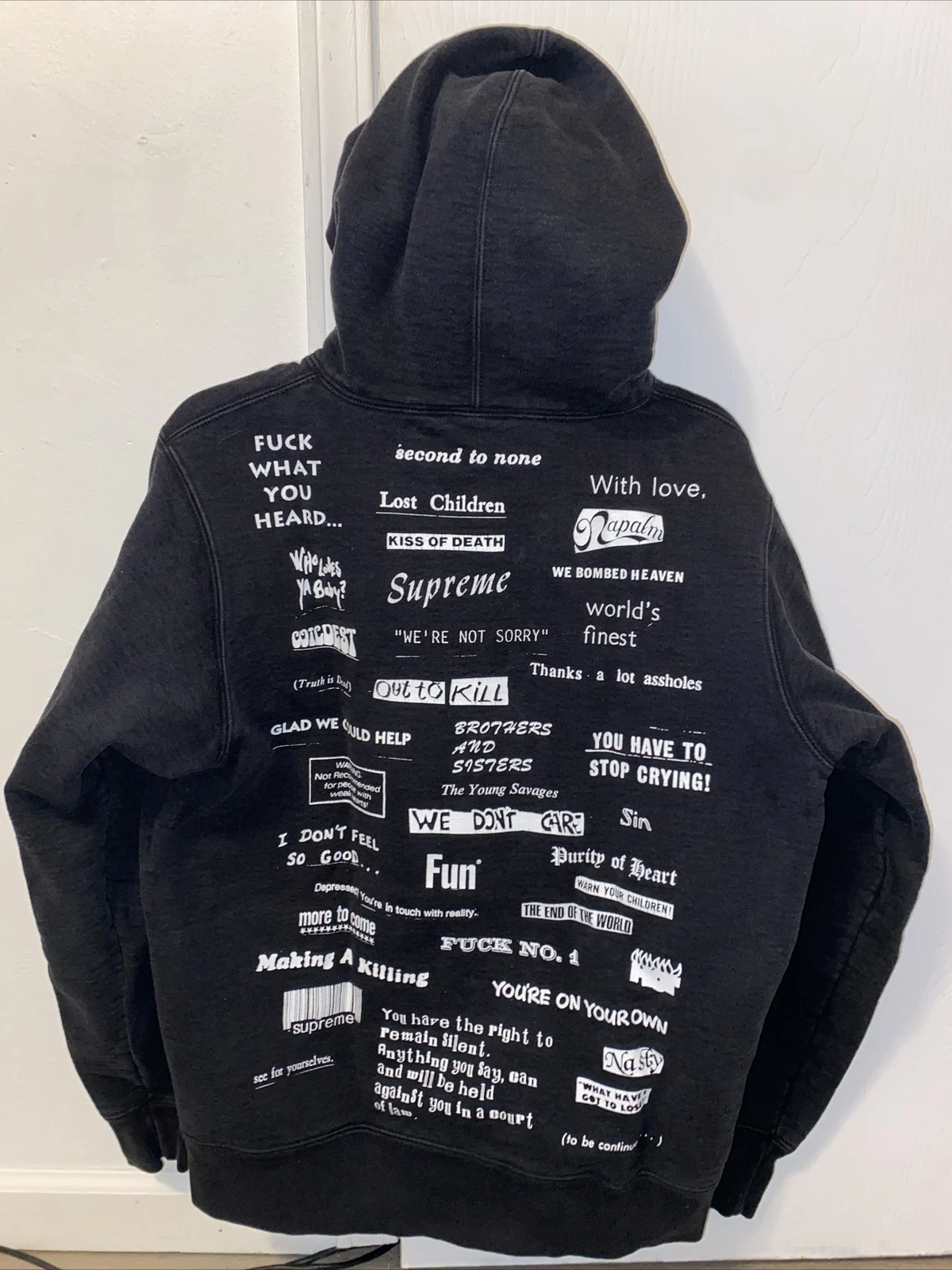 Sweat à capuche FW19 Supreme Stop Crying Box logo noir (moyen)