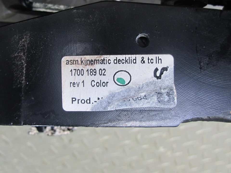 Juego de soportes de bisagra superior convertible lado izquierdo y derecho Cadillac XLR 2004-2009 Foto 3 de 4