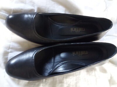 Women's Umberto Raffini Black Leather Classic Casual Slip on Pumps Heels US 7