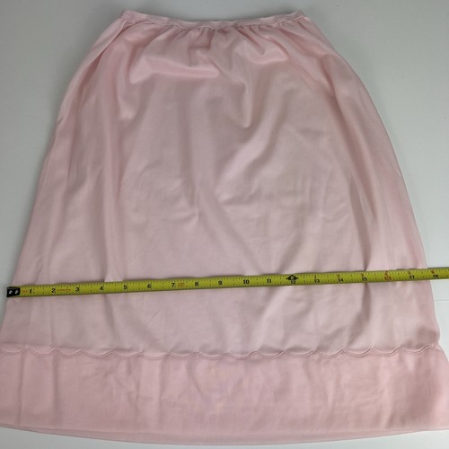 VINTAGE 1950s SILKY PINK NYLON TRICOT SLIP SLIT SIDS SCOLLOPED sz S - Picture 9 of 9