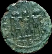 Constantine II 317-340AD,  Roman Imperial . Soldier one standard between .Scarce