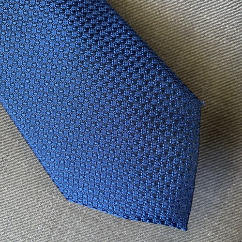 Michael Kors Men's Neck Tie Blue Elsen Solid Silk Blend NWD - Picture 4 of 4