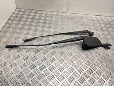 MERCEDES-BENZ R W251, V251 Scheibenwischer vorne A2518200840 3.00 34064059