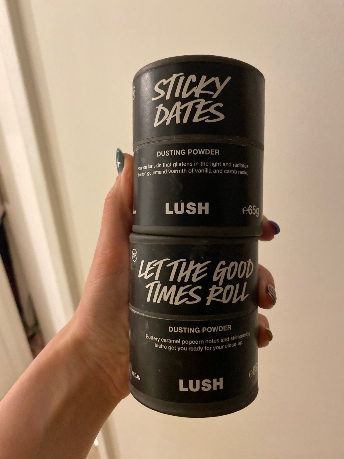 Lush Dusting Powder Duo - Sticky Dates & Let The Good Times Roll