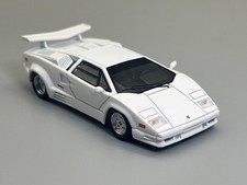 Lamborghini Countach White 25th Anniversary Edition MiniGT 1134 1/64 scale