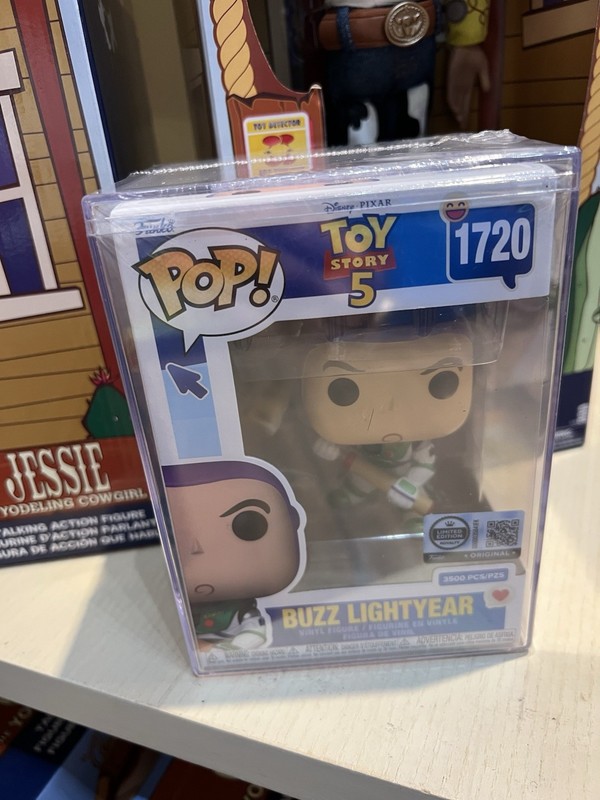 Funko Pop Toy Story 5 Buzz Lightyear #1720 LE3500 Vinyl Figure & Hard Case