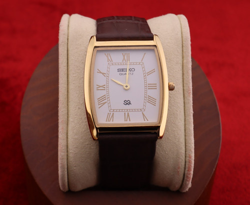 Vintage Men Seiko quartz Barrel-Tank White Dial, Dark Brown leather Dress Watch