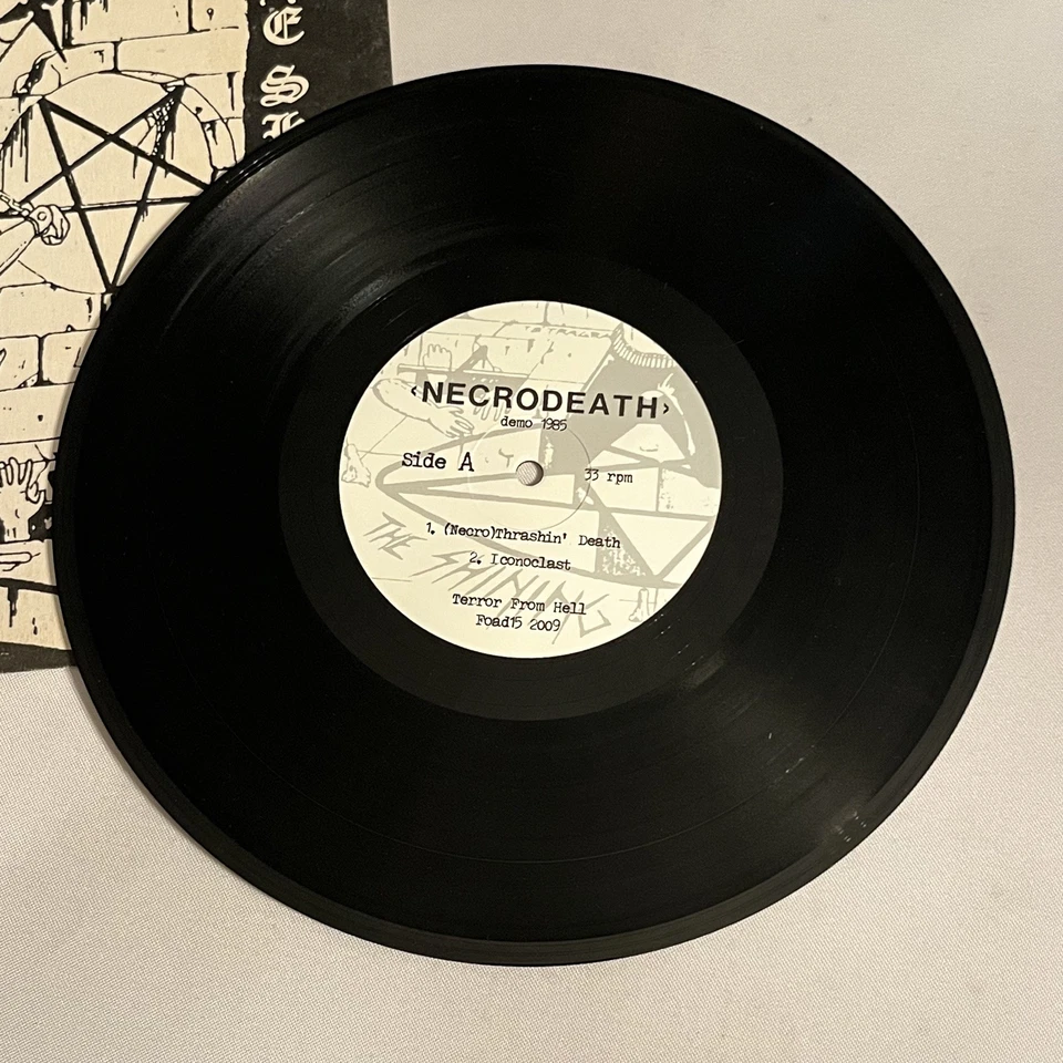 NECRODEATH - The Shining Pentagram - 1985 Demo - 10” Vinyl EP - BLACK METAL - Imagem 4 de 4
