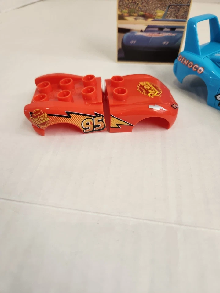 Mega Bloks Disney Cars Piston Cup Lightning McQueen And King Dinoco Incomplete - Image 4 of 4
