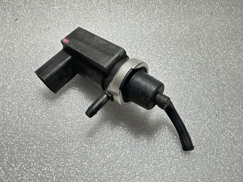 Audi A4 S4 B6 8E 8H 2003 Benzin 125kW Turbolader Druckwandler Magnetventil
