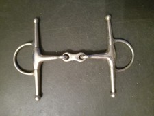 Used eggbutt full cheek snaffle Bit 5 1/4 in mouth french link