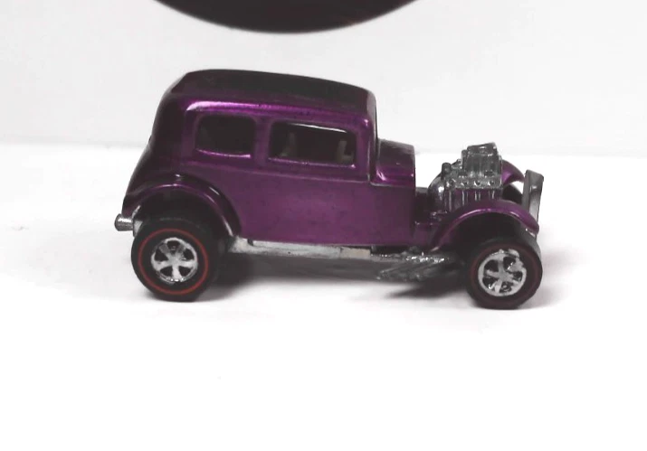 Hot Wheels Ford 1932 Vehicle Year Vintage Manufacture Diecast Cars