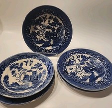 VTG 4 BLUE WILLOW Bread  Butter Plates  1 Saucer 5 3/4 Made In Japan No Chips
