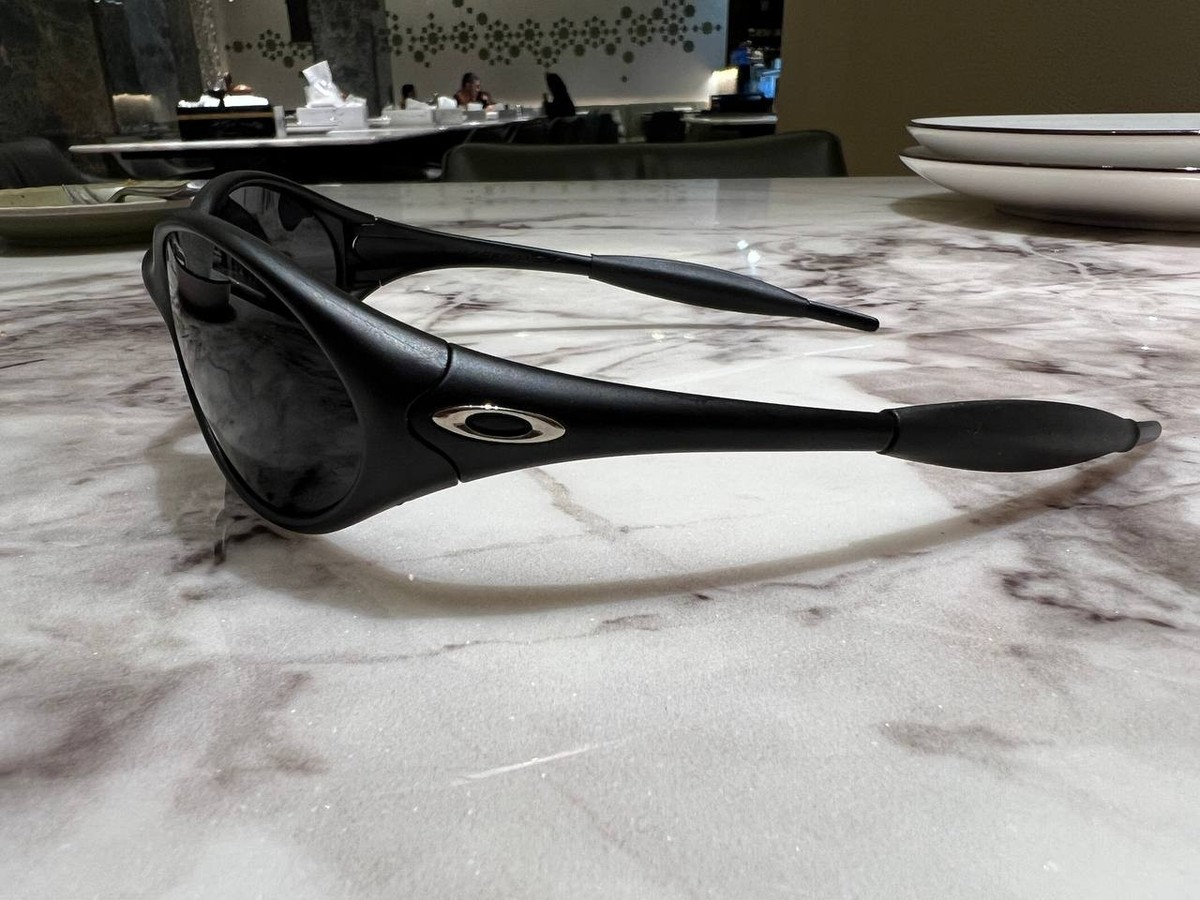 OAKLEY BLACK EYE JACKET SUNGLASSES | eBay