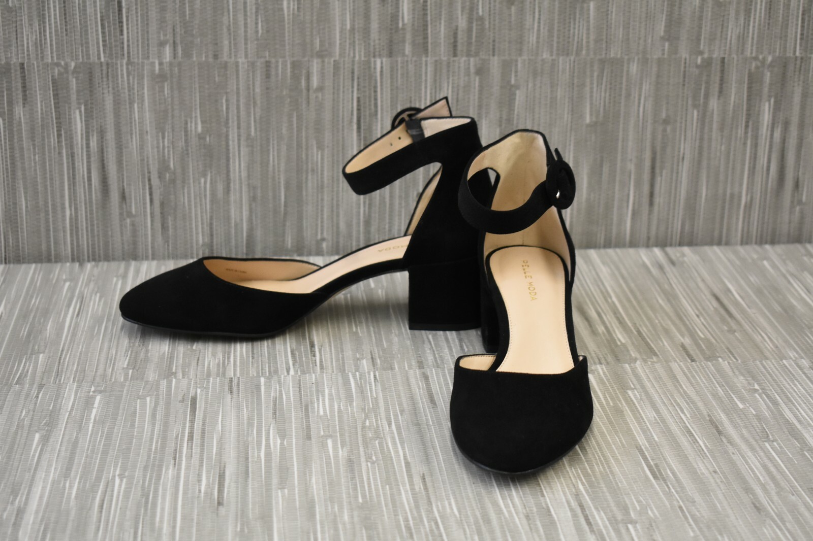 pelle moda heels