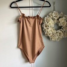 XS Tan Ribbed Bodysuit Ruffle On Top Snap Closure Unbranded