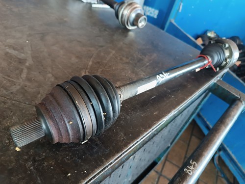 Antriebswelle hinten rechts Audi A3 8P Quattro VW Golf 5 R32 1K0501204A