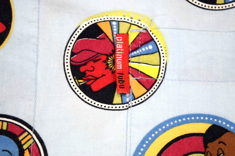 Camisa informal vintage platino FUBU talla XL 00s Fat Albert Friends estampado integral Foto 4 de 4