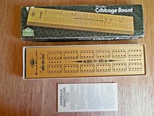 Vintage 1974 Milton Bradley/Lowe Wooden Cribbage Board Game 1503 w Metal Pegs