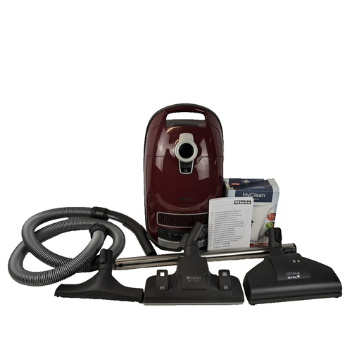 Miele Complete C3 Cat & Dog Flex Vacuum Cleaner & Accessories and Spare Bags