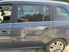 Porte arrière et accessoires Opel ZAFIRA