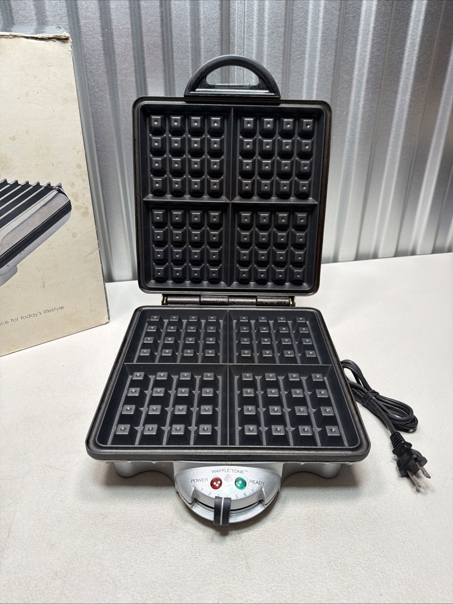 VillaWare UNO 4 Square Belgian Waffle Maker Model 2001 for sale